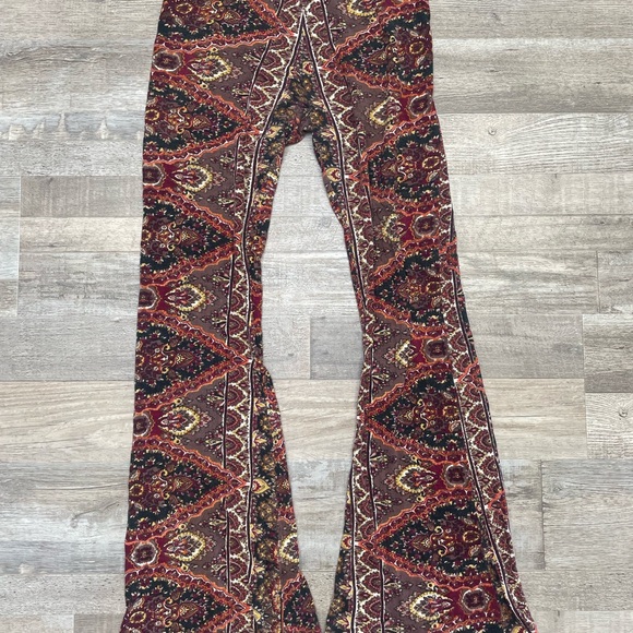 Billabong Bohemian Flare Pants - Picture 1 of 4